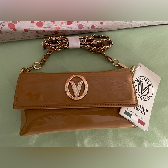 NWT $210 Valentino Orlandi Tan Crossbody 
Gold Braided Chanel Like Strap - Picture 2 of 13